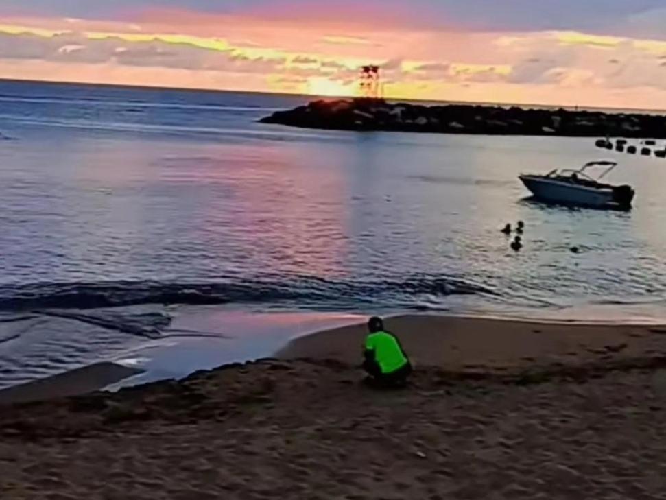 Dulce Atardecer 5 Playa Rompeolas, Aguadilla Exterior photo